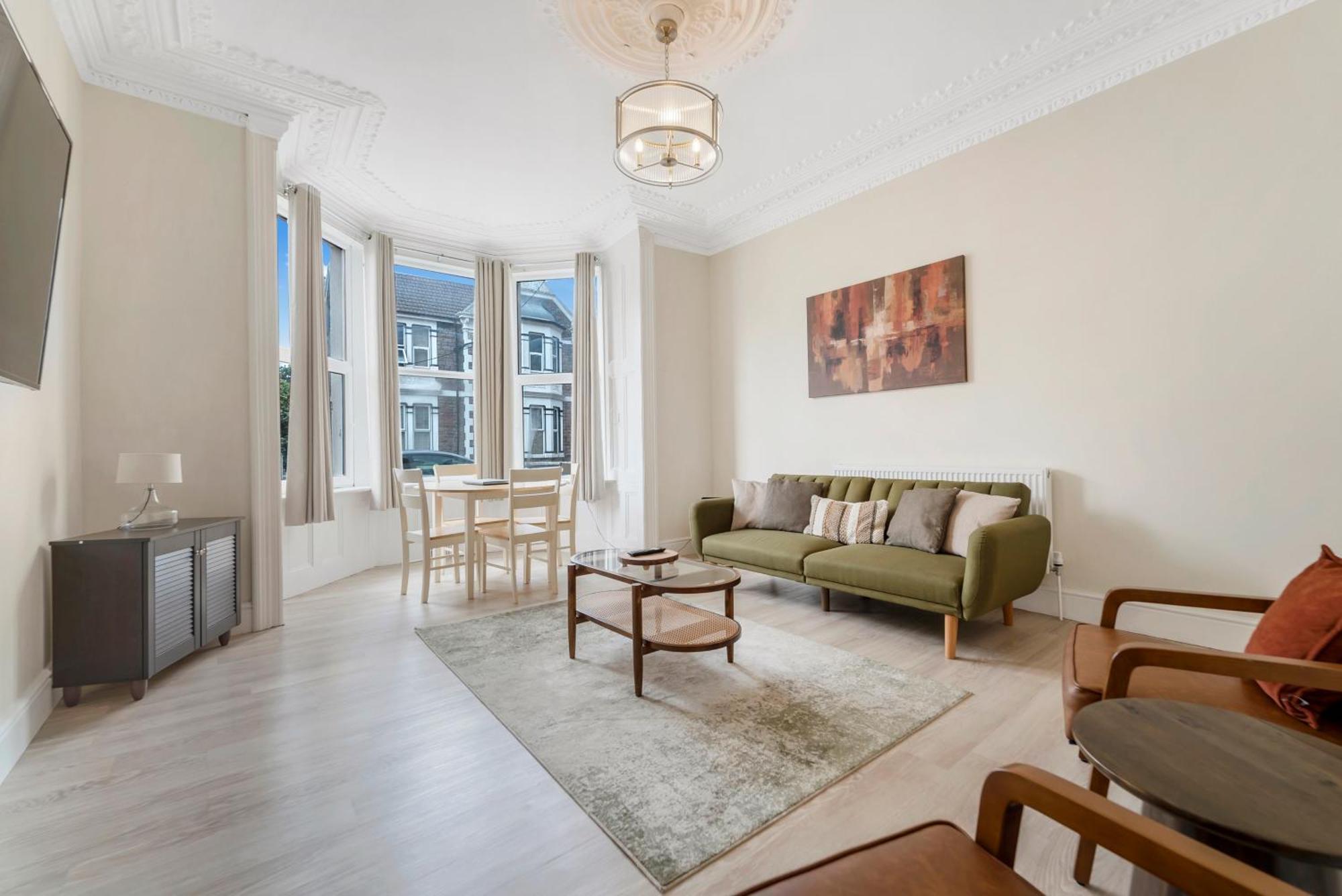 Apartment Modern Two Bedroom Flat